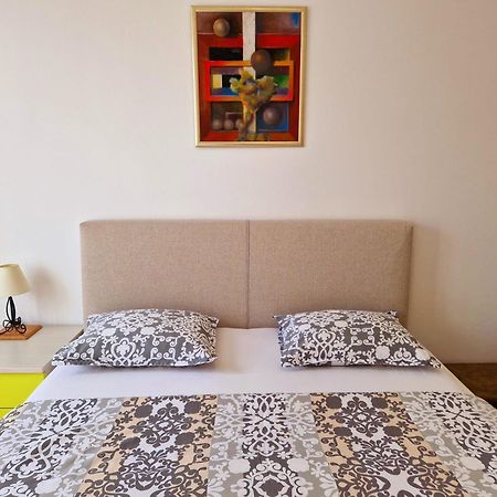 Downtown Apartment Nora Сплит Экстерьер фото