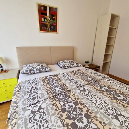 Downtown Apartment Nora Сплит Экстерьер фото